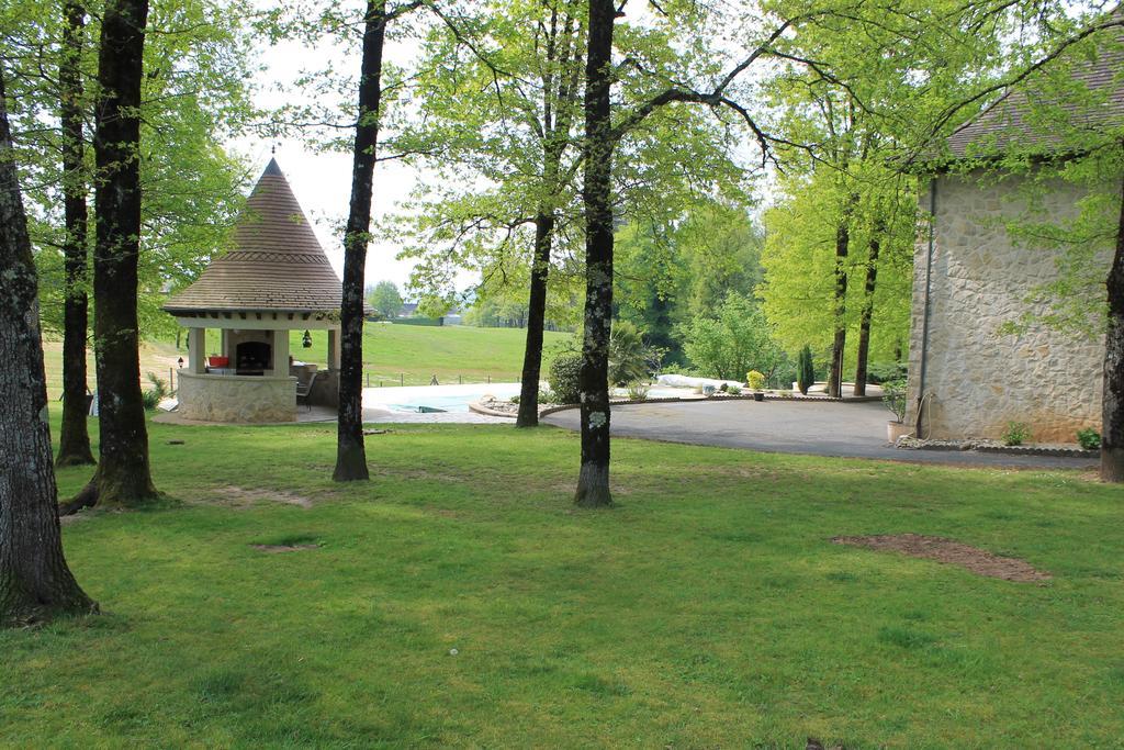 Chambres D'Hotes Le Bois Trinquille Saint-Viance エクステリア 写真