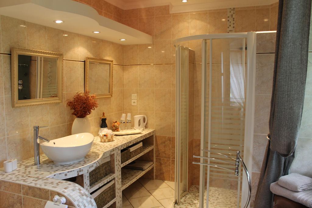 Chambres D'Hotes Le Bois Trinquille Saint-Viance 部屋 写真