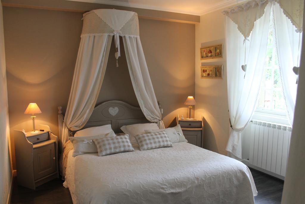 Chambres D'Hotes Le Bois Trinquille Saint-Viance エクステリア 写真
